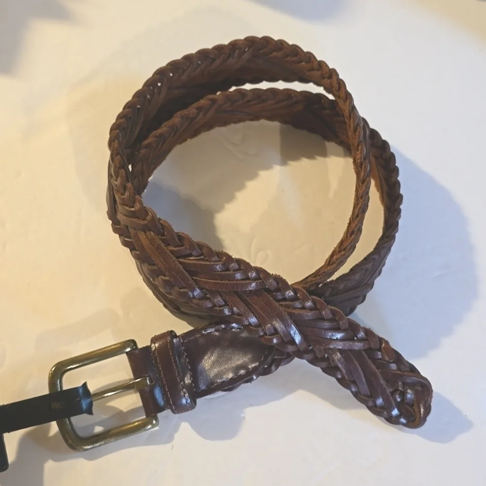 Mens Brown Leather woven  Braided belt Gold tone buckle Uruguay Sz.L/XL